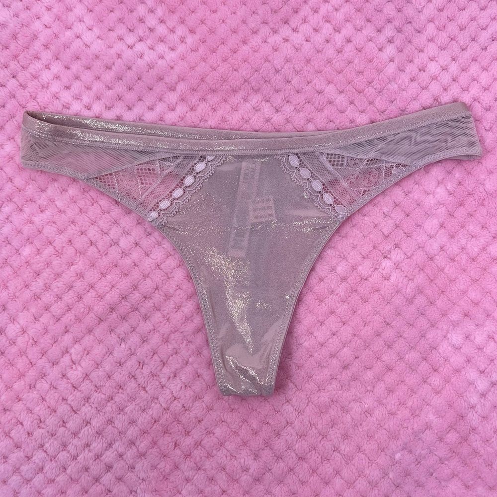 VS Body By Victoria Thong Panty XS